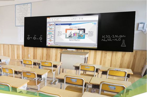 4 GB di RAM Smart Digital Blackboard con display da 75 pollici e porte HDMI